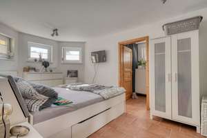 2-Zi-Wohnung im Grünen, Kaminofen, Einbauküche, separater Zugang, ideal für Single oder 2 Personen – Die vollständige Adresse der Immobilie erhältst du vom Anbieter., 96117 Memmelsdorf – Vorschaubild 6