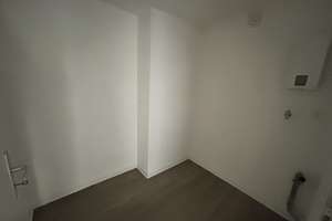 Schöne, große 3-Zimmer-Dachgeschoss-Wohnung im Nordviertel in direkter Uni-Nähe – Berthold-Beitz-Boulevard 581, 45141 Altenessen-Süd, Essen – Vorschaubild 3