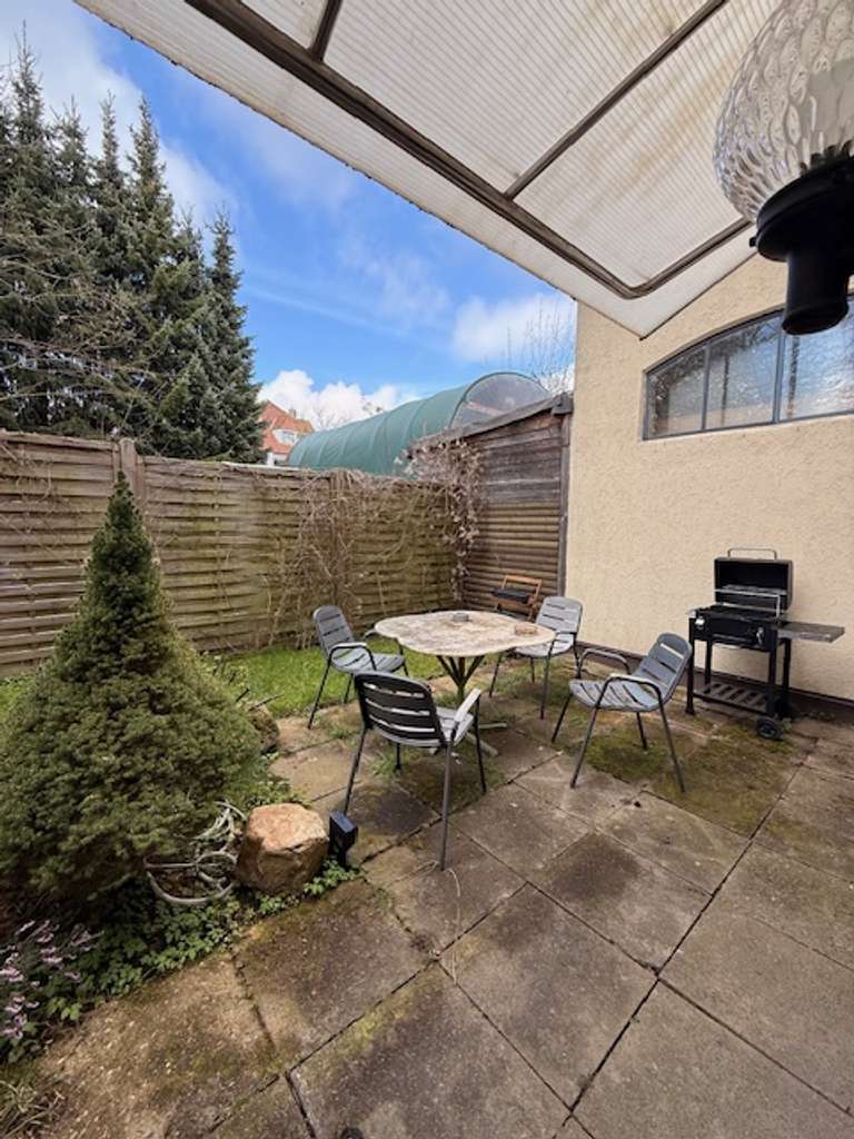 Immobilie in Bielefeld - Mehrfamilienhaus mit Zusatzchance: 4 Wohnungen vermietet + Lagerhalle - Ausbaureserve - Bild 3