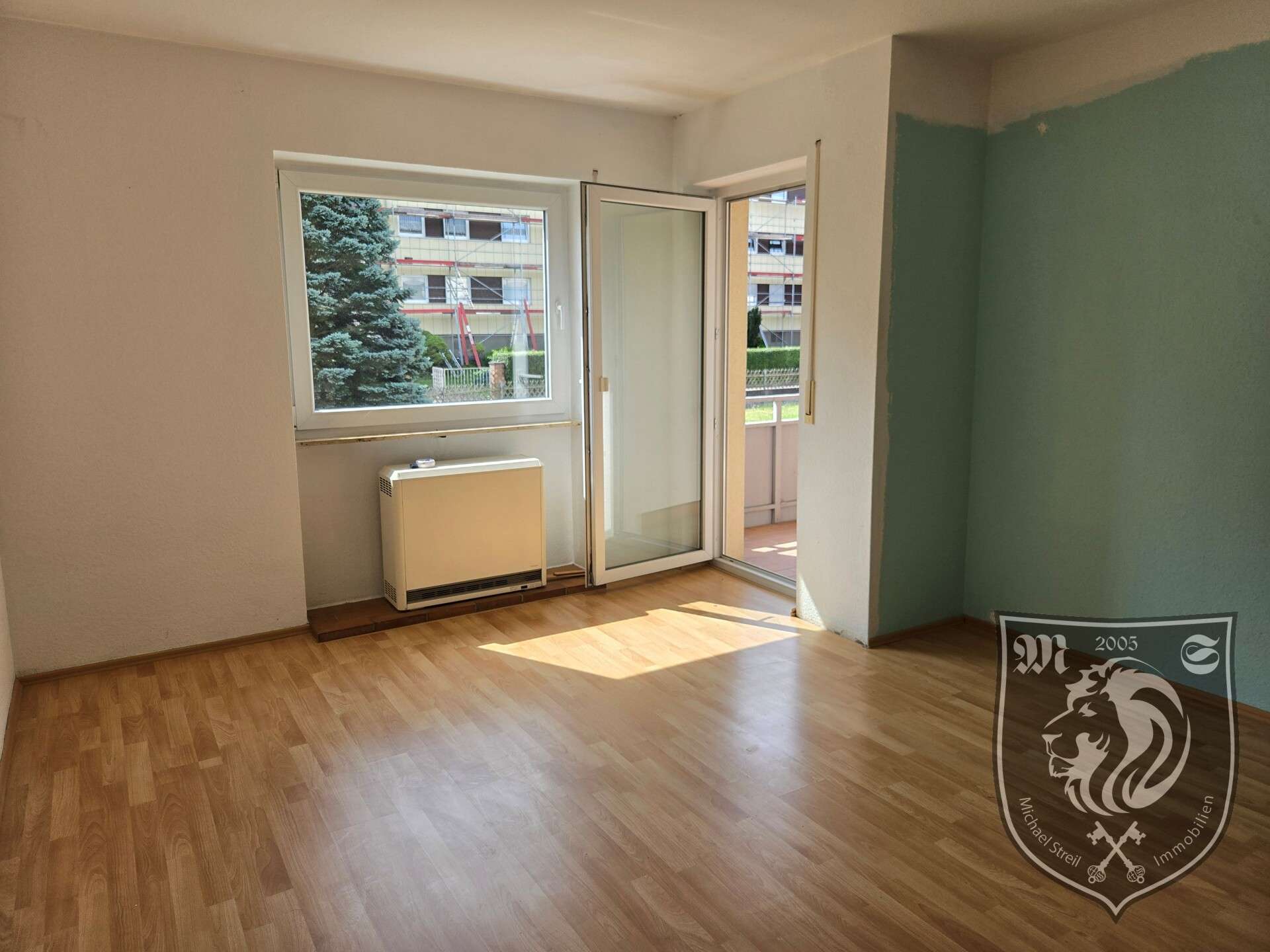 Immobilie in Nattheim - Helle 4-Zimmer-Wohnung mit Süd-Loggia in ruhiger Lage von Nattheim - Bild 1