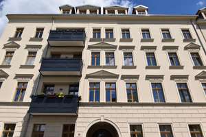 ERSTKLASSIG SANIERTE ALTBAUWOHNUNG | 4 Zimmer mit Balkon und 2 Bädern im Leipziger Zentrum – 4107 Zentrum-Süd, Leipzig – Vorschaubild 3