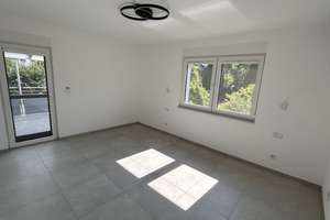 Schöne 4 Zimmerwohnung mit großer Terrasse und tollem Blick in Fürth! – Die vollständige Adresse der Immobilie erhältst du vom Anbieter., 64658 Fürth – Vorschaubild 8