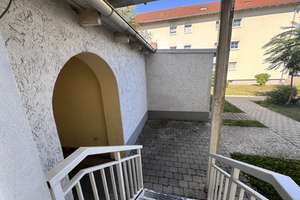 Charmante 3 Zimmer Wohnung mit eigener Terrasse ** Provisionsfrei ** – 93055 Ostenviertel, Regensburg – Vorschaubild 7