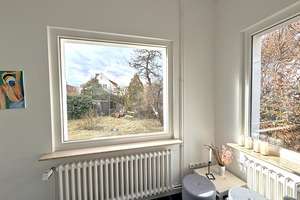 FRANK IMMOBILIEN - Familienidyll in Buckow! Kernsanierter 30er Jahre Klassiker mit Gartenparadies – Die vollständige Adresse der Immobilie erhältst du vom Anbieter., 12353 Buckow, Berlin – Vorschaubild 4