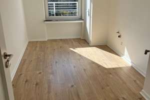 Tolle 2-Zimmer-Wohnung mit Sonnenbalkon in der Dortmunder City  – Beurhausstraße 10, 44137 City, Dortmund – Vorschaubild 5