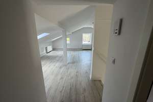 Top Dachgeschoss, Zweitezug n. Sanierung,moderne und schöne Ausstattung,Laminat,Isolierglasfenster – Unter den Linden 6, 16798 Fürstenberg/Havel – Vorschaubild 6