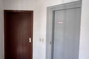 schöne 3-Zimmer-Wohnung in zentraler Lage von Remscheid – Die vollständige Adresse der Immobilie erhältst du vom Anbieter., 42853 Stadtpark, Remscheid – Vorschaubild 2