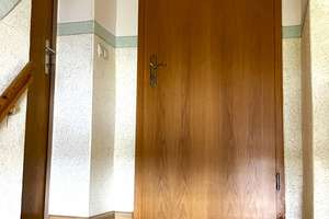 Gepflegtes MFH mit 3 Wohneinheiten als Kapitalanlage – auch sehr gut zur Eigennutzung geeignet – Die vollständige Adresse der Immobilie erhältst du vom Anbieter., 9648 Mittweida – Vorschaubild 9