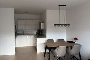 Etagenwohnung mit drei Zimmern und Balkon in Bonn – Fritz-Bauer-Straße 17, 53123 Duisdorf, Bonn – Vorschaubild 3