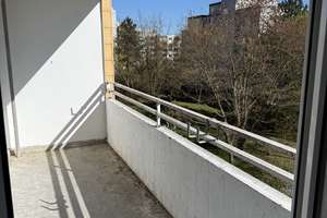 RESERVIERT - Neu renovierte 4-Zi. Wohnung mit Fahrstuhl und sonnigem Südbalkon - sofort frei! – Die vollständige Adresse der Immobilie erhältst du vom Anbieter., 30177 List, Hannover – Vorschaubild 8