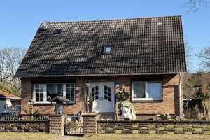 Hambühren-Oldau: Ihr neues Zuhause – Einfamilienhaus auf einem liebevoll angelegten Grundstück – Celle (Kreis) – Vorschaubild 1