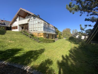 Stattliches  Bau-Unternehmer-Haus mit Einliegerwohnung und Ausbaumöglichkeit im großzügigen DG