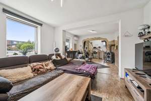Wohnen wie im eigenen Haus – 133 m² Wohnfläche mit Garten, Kamin & 2 Garagen in Bottrop-Eigen – Die vollständige Adresse der Immobilie erhältst du vom Anbieter., 46238 Batenbrock, Bottrop – Vorschaubild 8