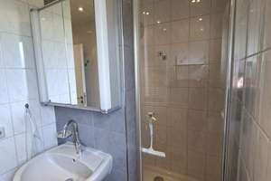 Helle 3-Zimmer Eigentumswohnung mit zwei Balkonen in ruhiger Lage von Karlsruhe-Neureut – 76149 Neureut, Karlsruhe – Vorschaubild 9