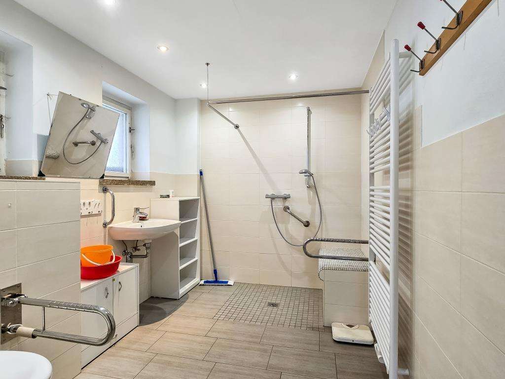 Immobilie in Remptendorf - Viel Platz und schöne Aussicht - Bild 0