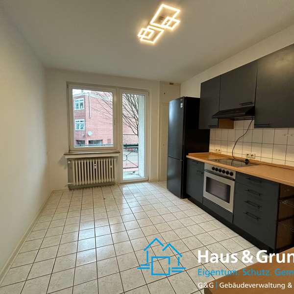 *** helle, schöne 3-Zimmer-Wohnung mit Balkon, Aachen-Innenstadt ***