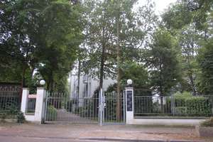 4 Zimmer Eigentumswohnung mit Terrasse und 2 Stellplätzen im Villenviertel Köln-Marienburg