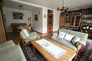 Gepflegtes Reihenmittelhaus mit Garage in ruhiger Süd-West Lage – Die vollständige Adresse der Immobilie erhältst du vom Anbieter., 64546 Mörfelden-Walldorf – Vorschaubild 2