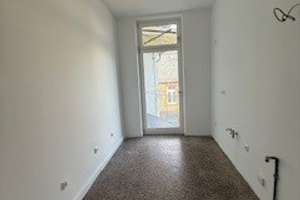 kernsanierte 4 Zimmer Altbau Wohnung mit Balkon zu vermieten – Rheinstraße 89, 65185 Mitte, Wiesbaden – Vorschaubild 11