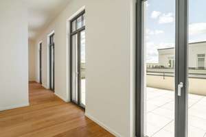 Erstbezug über den Dächern Potsdams: Penthouse mit großer Terrasse – Die vollständige Adresse der Immobilie erhältst du vom Anbieter., 14469 Bornstedt, Potsdam – Vorschaubild 2