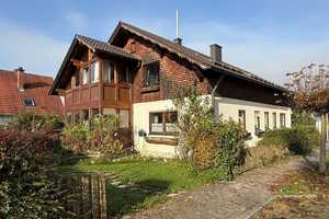 *** Attraktives Zweifamilienhaus in Altenstadt-Filzingen *** – Neu-Ulm (Kreis) – Vorschaubild 1