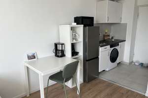 frisch saniert, voll möbliertes Apartment in super Lage! Neues Bad + Einbauküche – Kirchseeoner Straße 1, 81669 Ramersdorf, München – Vorschaubild 3