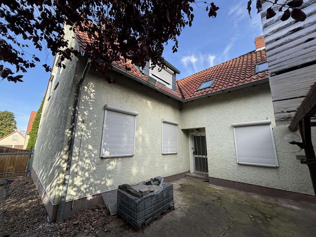 Immobilie in Hagenburg - Sanierungsobjekt mit Potential - Bild 1