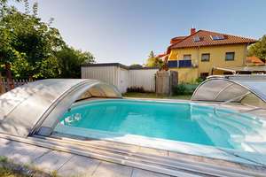 Familienfreundliches EFH mit Pool in begehrter Lage in Babelsberg Nord auf sonnigem Grundstück – Die vollständige Adresse der Immobilie erhältst du vom Anbieter., 14482 Babelsberg Nord, Potsdam – Vorschaubild 2