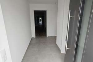 Großzügiges Reihenmittelhaus mit viel Platz für Familie und Arbeit in ruhiger Wohnlage – Ellmosener Wies 15c, 83043 Bad Aibling – Vorschaubild 5