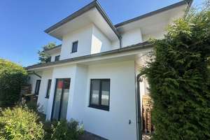 ***Charme, Komfort & perfekte Lage*** – Die vollständige Adresse der Immobilie erhältst du vom Anbieter., 25336 Elmshorn – Vorschaubild 3
