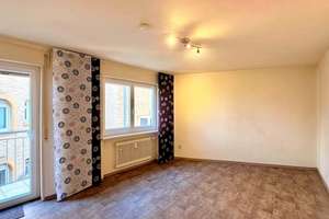 Bezugsfreie 1-Zimmer-Wohnung mit Balkon in TOP Lage