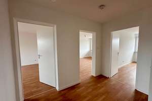 Moderne 3-Zimmer-Wohnung mit Balkon in Nürnberg – Herzogstandstraße 10, 90471 Langwasser Nordwest, Nürnberg – Vorschaubild 6