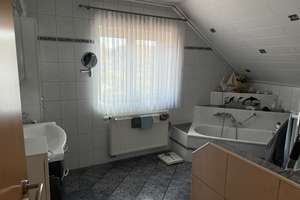 Einfamilienhaus mit Garage in Wutöschingen, 5,5 Zimmer, ab 1.7.2026 – Unter den Baumgärten 9, 79793 Wutöschingen – Vorschaubild 13