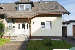 VIEL PLATZ, VIELE MÖGLICHKEITEN – FAMILIENHAUS MIT EINLIEGERBEREICH – Die vollständige Adresse der Immobilie erhältst du vom Anbieter., 56858 Peterswald-Löffelscheid – Vorschaubild 2