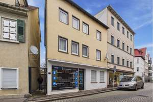 Wohnhaus mit Ladeneinheit in Reutlingen. Aktuelle Rendite 4,76 % – Die vollständige Adresse der Immobilie erhältst du vom Anbieter., 72764 Reutlingen-Mitte, Reutlingen – Vorschaubild 2