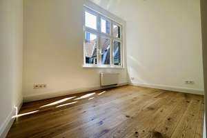 KERNSANIERTE ALTBAU DACHTERRASSEN 5 ZIMMER MAISONETTE WOHNUNG AM ERZBERGERPLATZ – Erzbergerplatz 6, 50733 Nippes (Ortsteil), Köln – Vorschaubild 13