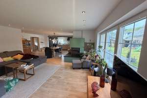 *REMAX PREMIUM!* Wohlfühl-EFH der Extraklasse mit Südsonne und Freiblick auf St.-Katharinen-Kapelle – Die vollständige Adresse der Immobilie erhältst du vom Anbieter., 79346 Endingen am Kaiserstuhl – Vorschaubild 32