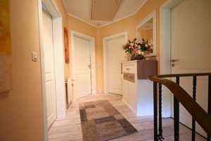 RESERVIERT: Wohnen wie im Bilderbuch: Gepflegtes Einfamilienhaus mit großzügigem Garten – Oldenburg (Kreis) – Vorschaubild 17
