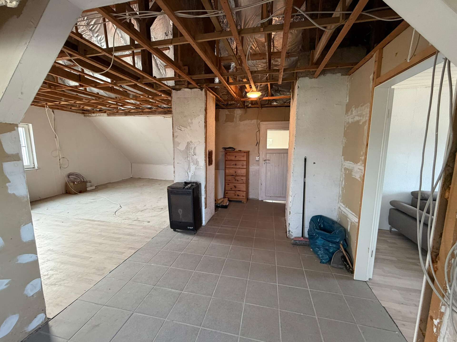 Immobilie in Birkenbeul - Mehrfamilienhaus mit großem Grundstück, ehemaligem Gewerbeteil und vielfältigem Entwicklungspotenzia - Bild 5