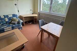 Voll möblierte Wohnung Wohnung mit Blick ins grüne für 2 Personen – Würzburger Ring 39, 91056 Erlangen – Vorschaubild 3