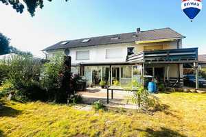 Vielseitiges Investment: Doppelhaus mit 3 Wohneinheiten, Stellplätzen und attraktiver Lage – Lippe (Kreis) – Vorschaubild 2