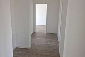 Auf gute Nachbarschaft: 3-Zimmer-Dachgeschosswohnung in Bonn Plittersdorf – Gotenstr. 111, 53175 Plittersdorf, Bonn – Vorschaubild 6