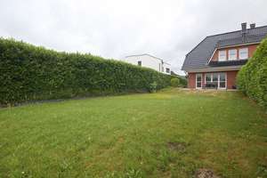 Feldrandlage von Halstenbek: Komfortable Doppelhaushälfte mit Garten, Garage und Ausbaupotenzial – Die vollständige Adresse der Immobilie erhältst du vom Anbieter., 25469 Halstenbek – Vorschaubild 12