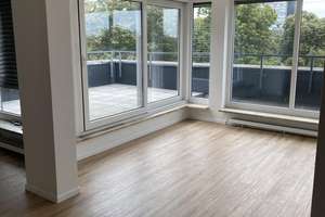 Individuelle 3-Zimmer-Wohnung mit großer Dachterrasse im 5. Obergeschoss