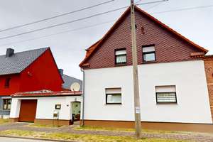 Viel Raum, wenig Schnickschnack – genau das Richtige in Thurland! – Die vollständige Adresse der Immobilie erhältst du vom Anbieter., 6779 Thurland – Vorschaubild 1