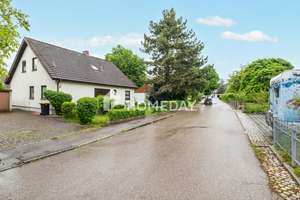 Ihr neues Zuhause - Leerstehendes Einfamilienhaus mit 7 Zimmern, Kamin und EBK in Ehekirchen – Die vollständige Adresse der Immobilie erhältst du vom Anbieter., 86676 Ehekirchen – Vorschaubild 9