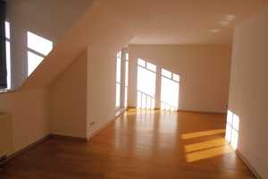 Sonnige 3-Raum-DG-Wohnung in MD Stadtfeld-Ost erwartet Sie! – Schillerstr. 4a, 39108 Magdeburg – Vorschaubild 5