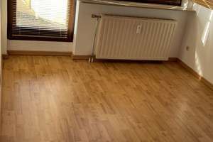 Lebendiges ruhiges Stadterlebnis: 3-Zimmer-Wohnung nahe an der Universität und S-Bahn – Viereichenweg 31, 70569 Dachswald, Stuttgart – Vorschaubild 9