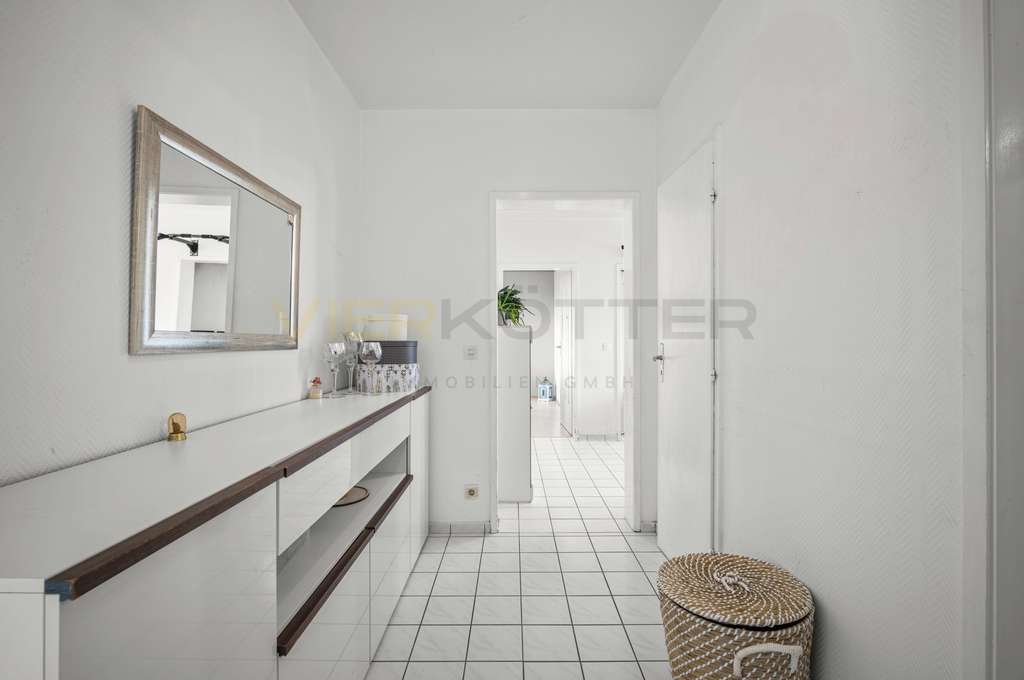 Immobilie in Pinneberg - Charmante 3,5-Zimmer-Wohnung mit Loggia und Weitblick – attraktive Kapitalanlage nahe Hamburg - Bild 3