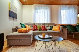 MÖBLIERT - ALTBAU IN S-WEST - Großzügige Wohnung in toller Lage – Die vollständige Adresse der Immobilie erhältst du vom Anbieter., 70197 Hasenberg, Stuttgart – Vorschaubild 2
